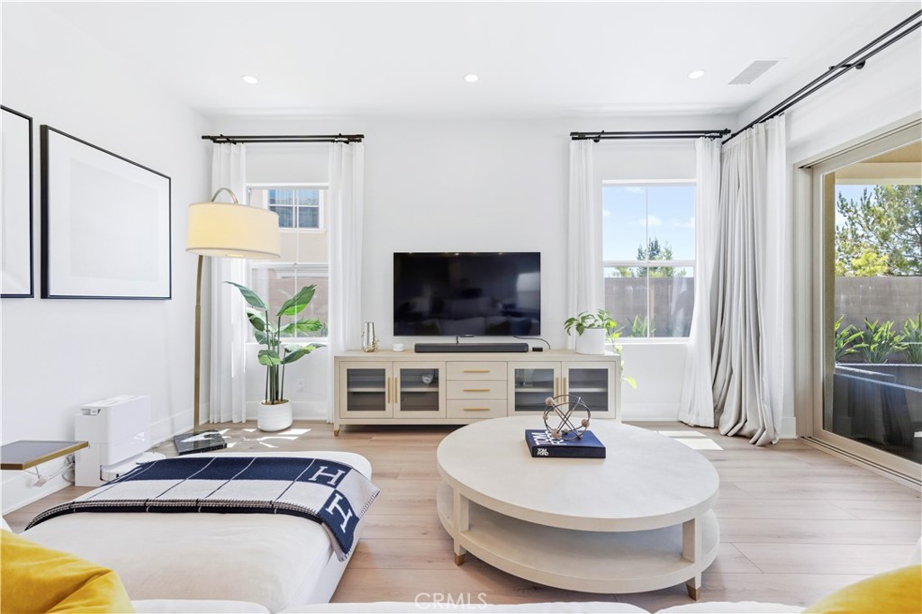 63 Longchamp Property Photo 2