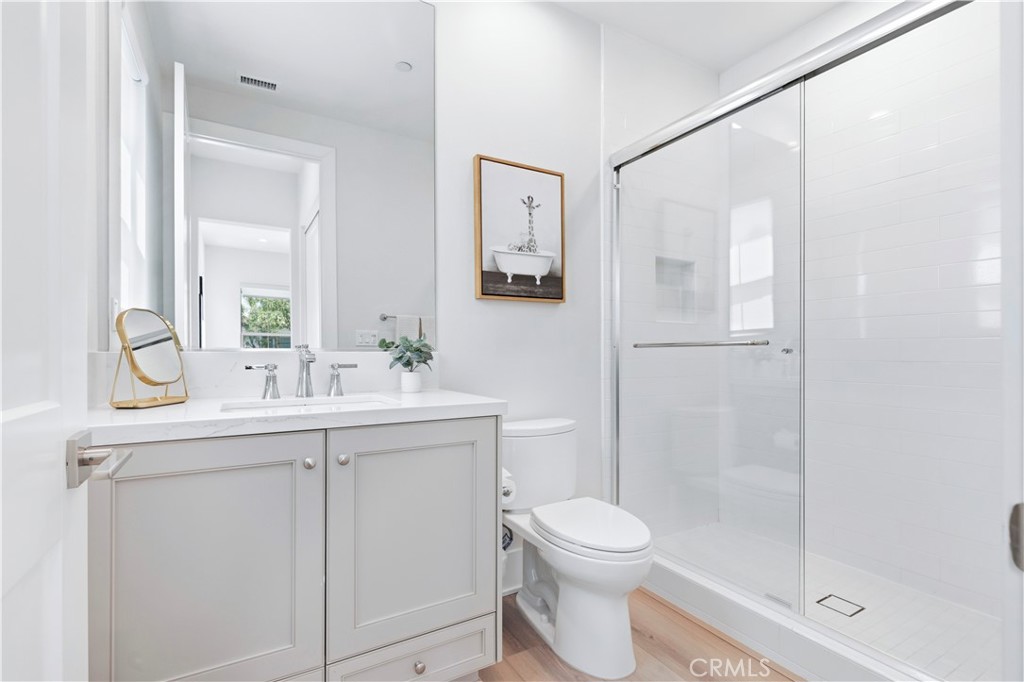 63 Longchamp Property Photo 19
