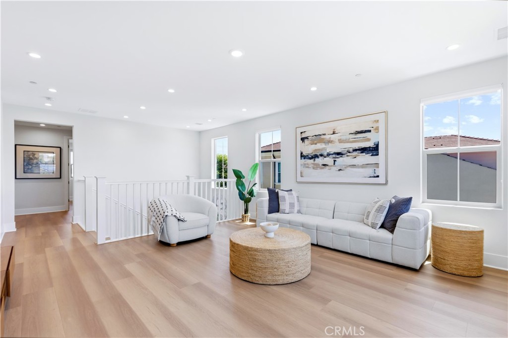63 Longchamp Property Photo 22