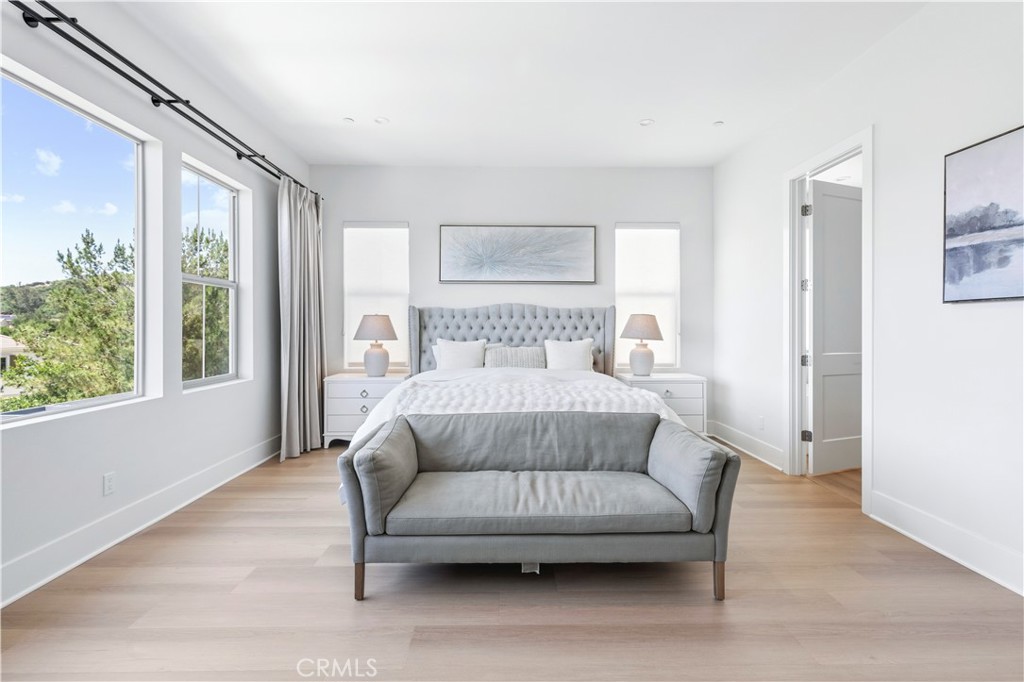 63 Longchamp Property Photo 25