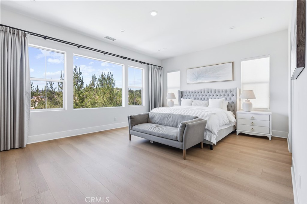 63 Longchamp Property Photo 27