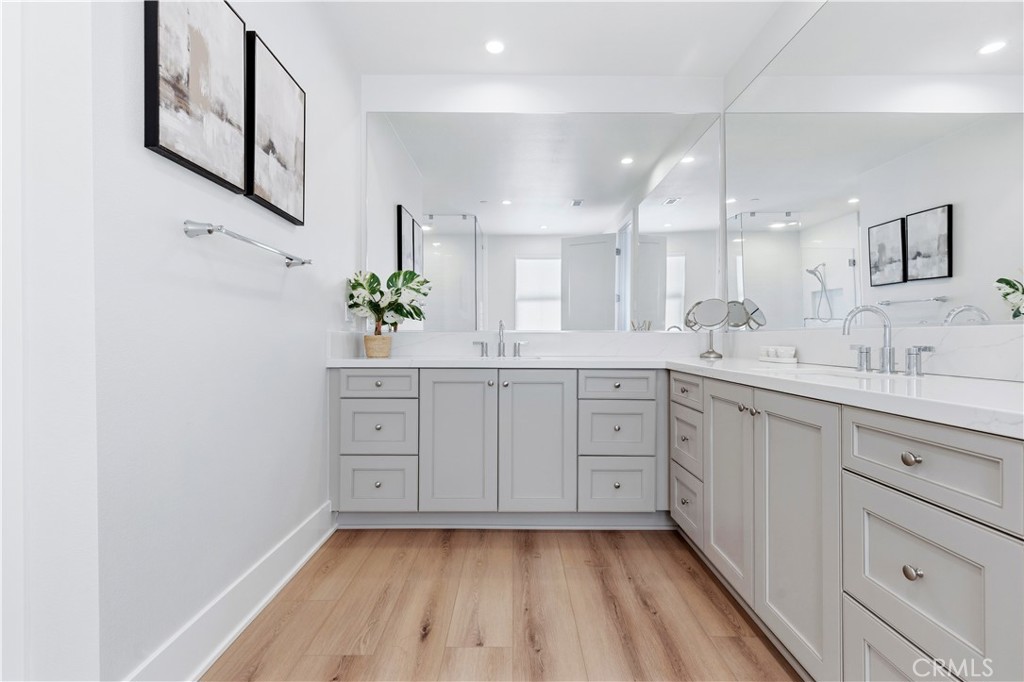 63 Longchamp Property Photo 29