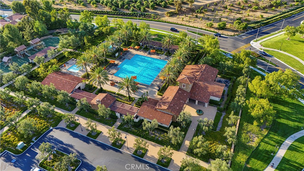 63 Longchamp Property Photo 61