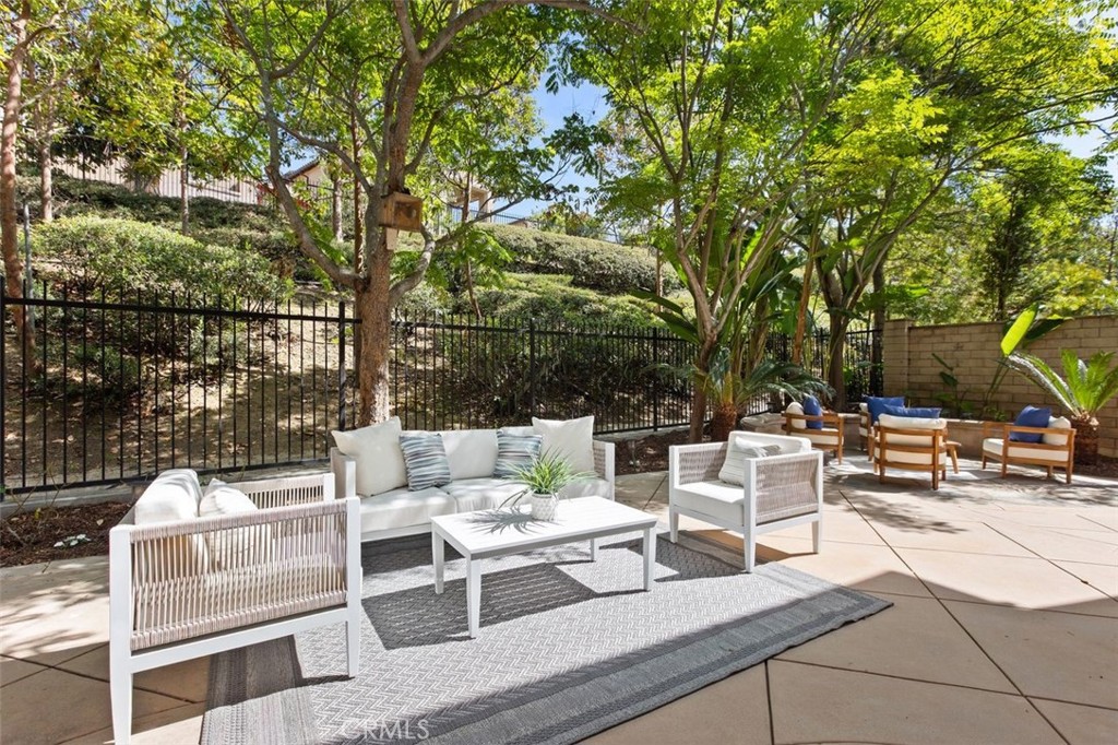 152 Treehouse Property Photo 28