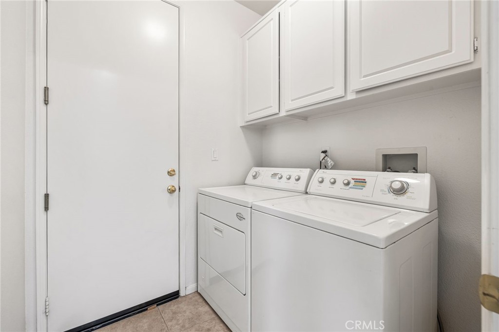 12 Wimbledon Circle Property Photo 27