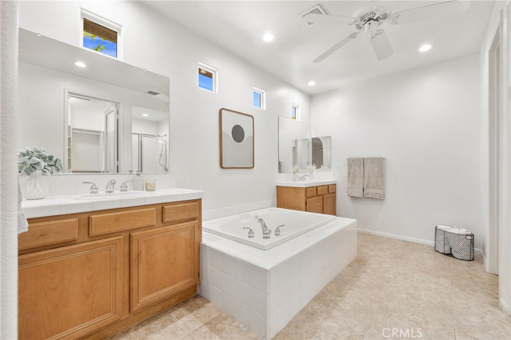12 Wimbledon Circle Property Photo 31