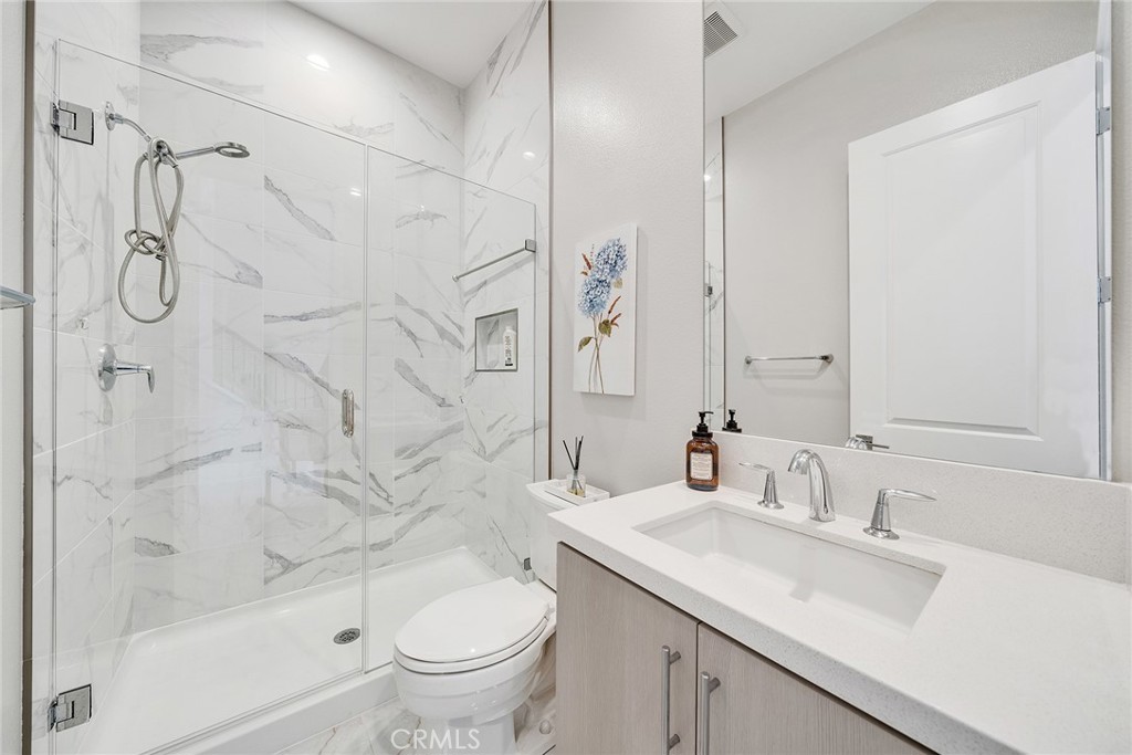 220 Amber Oak Property Photo 19