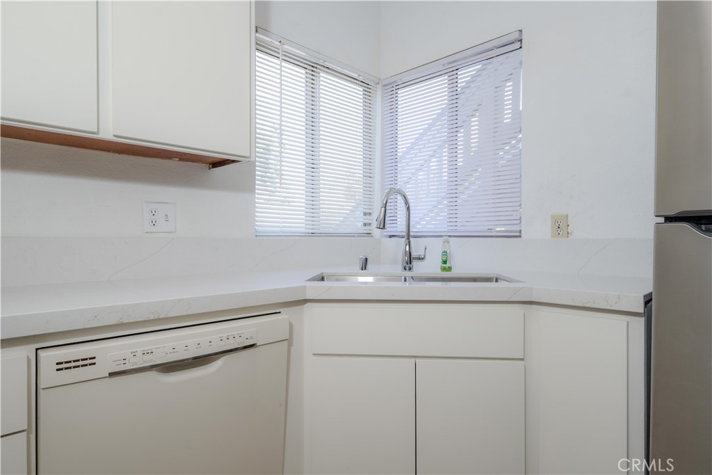 12042 Sylvan River 1 Property Photo 12