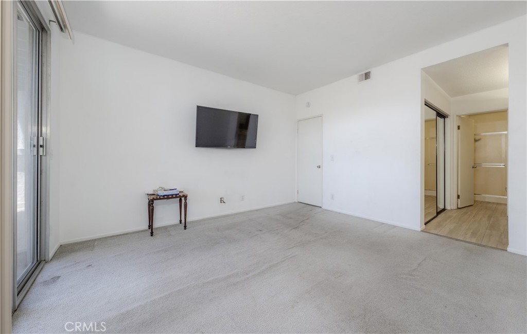 12042 Sylvan River 1 Property Photo 17