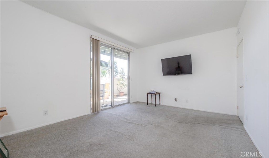 12042 Sylvan River 1 Property Photo 19
