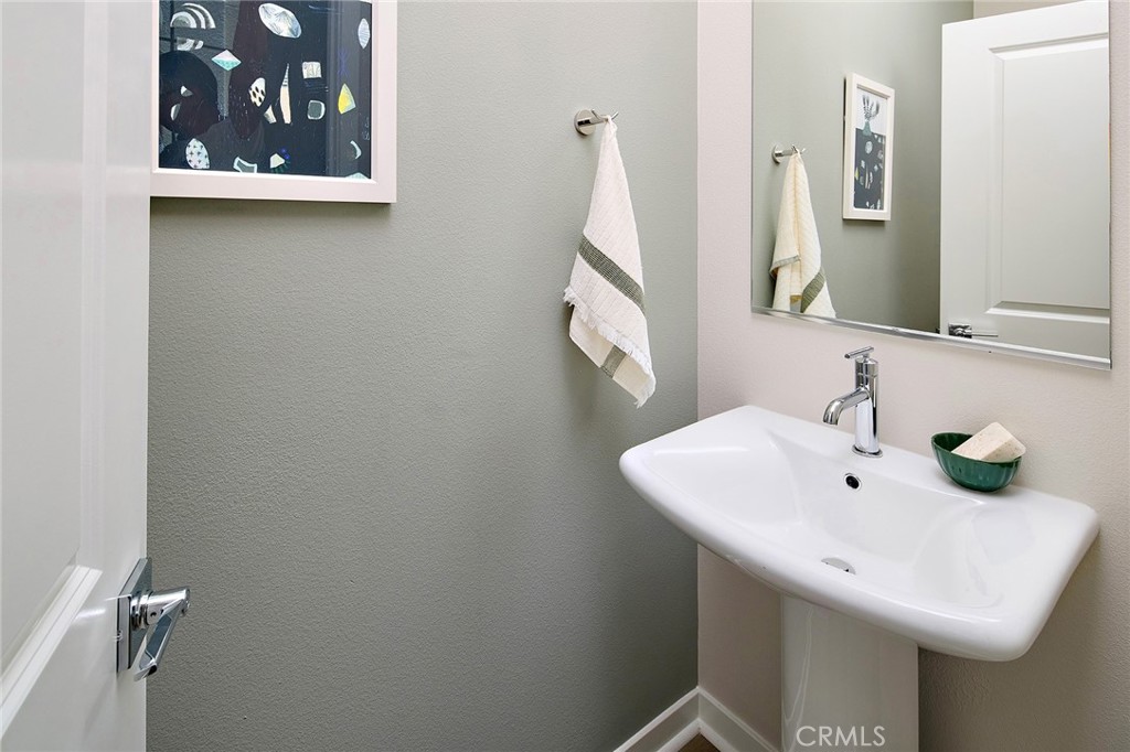 33535 Mission Trail #62 Property Photo 11