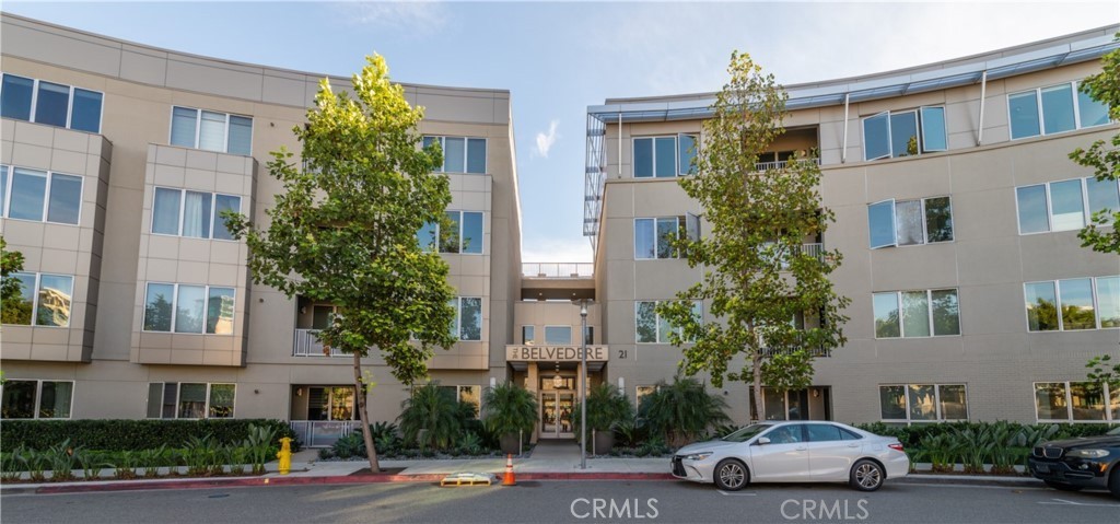 21 Gramercy 416 Property Photo 2