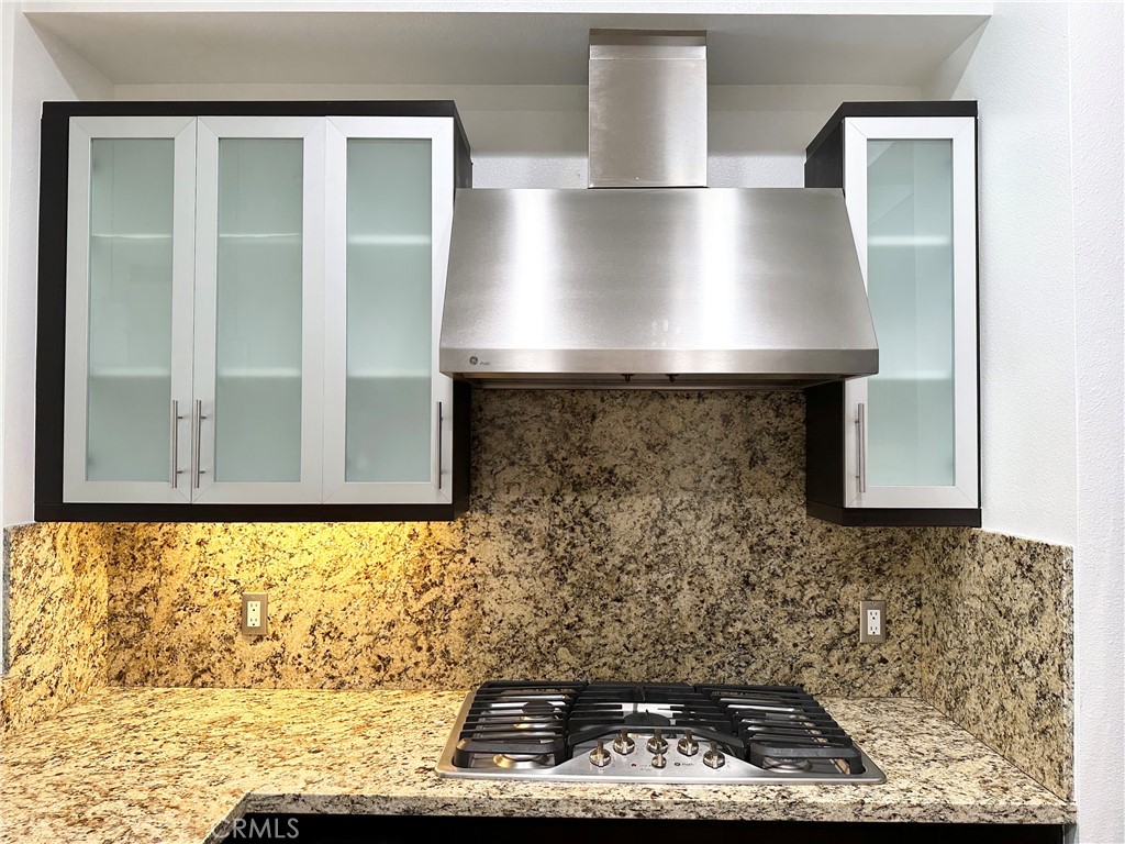 21 Gramercy 416 Property Photo 19