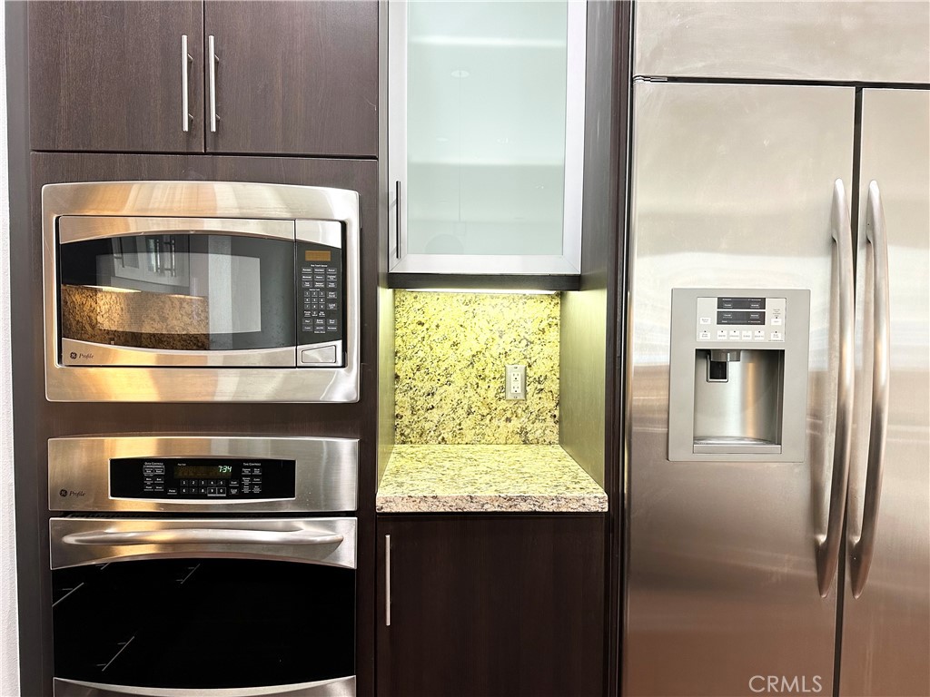 21 Gramercy 416 Property Photo 20