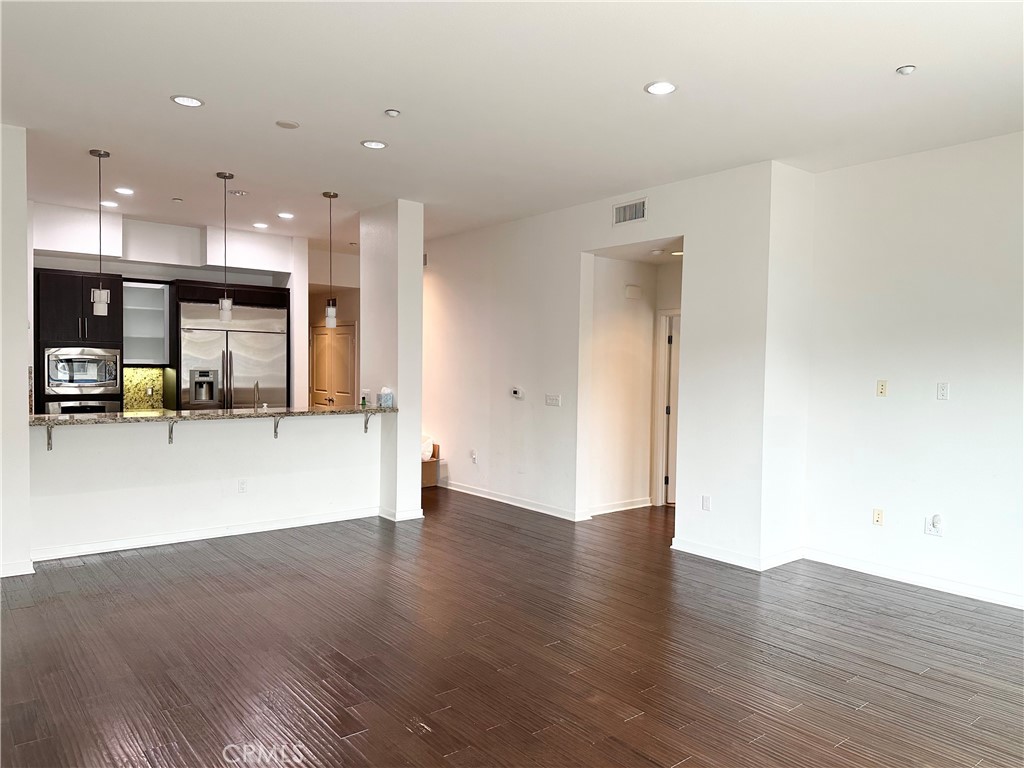 21 Gramercy 416 Property Photo 21