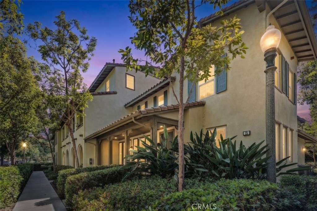 25 Vermillion Property Photo 2