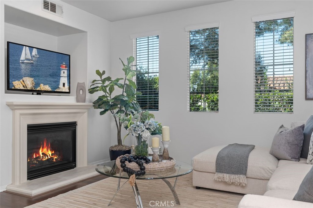 25 Vermillion Property Photo 7