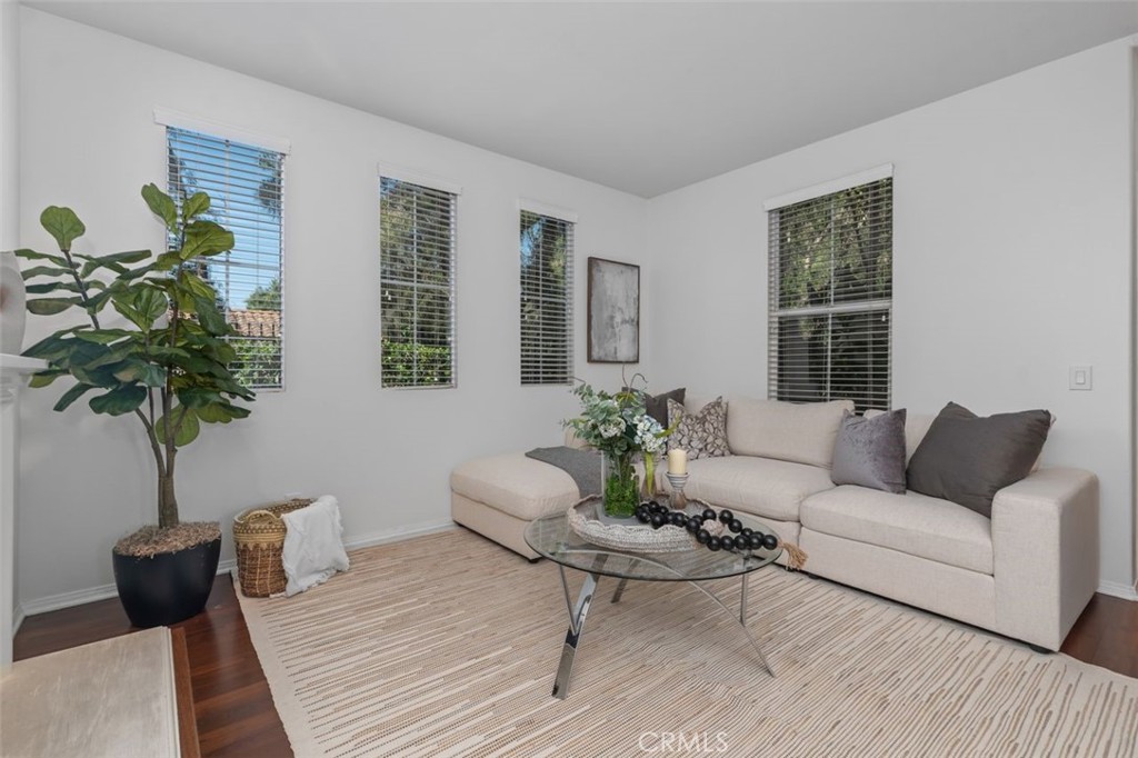 25 Vermillion Property Photo 9