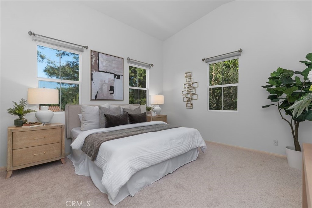 25 Vermillion Property Photo 20