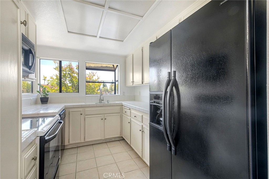 12250 Corte Sabio 2210 Property Photo 10