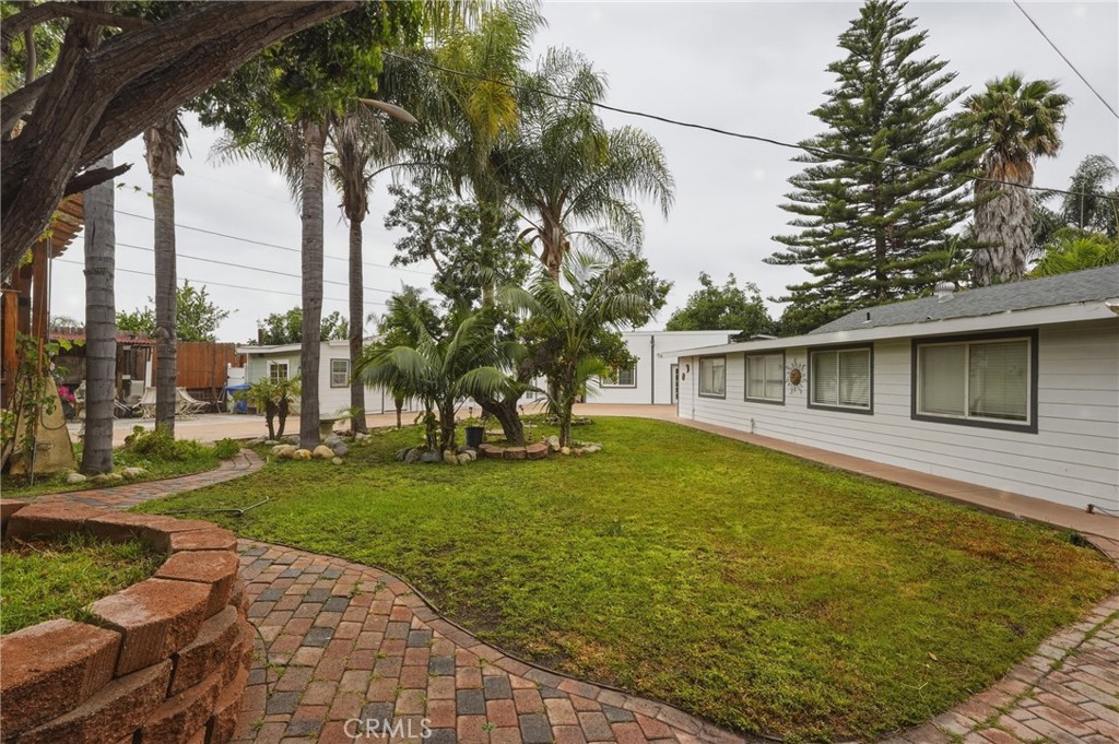 24092 Gemwood Drive Property Photo 5
