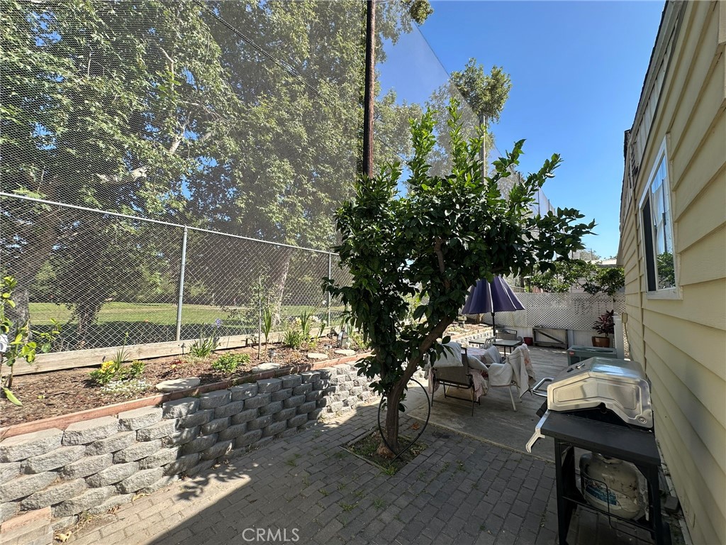 24921 Muirlands 26 Property Photo 3