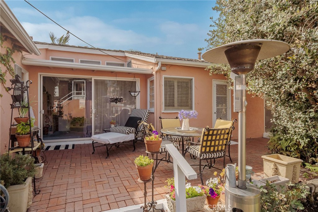 114 5th Property Photo 5