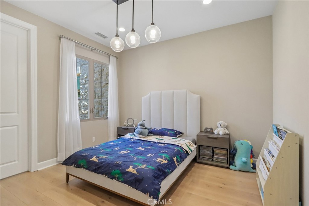 12 Maverick Property Photo 34
