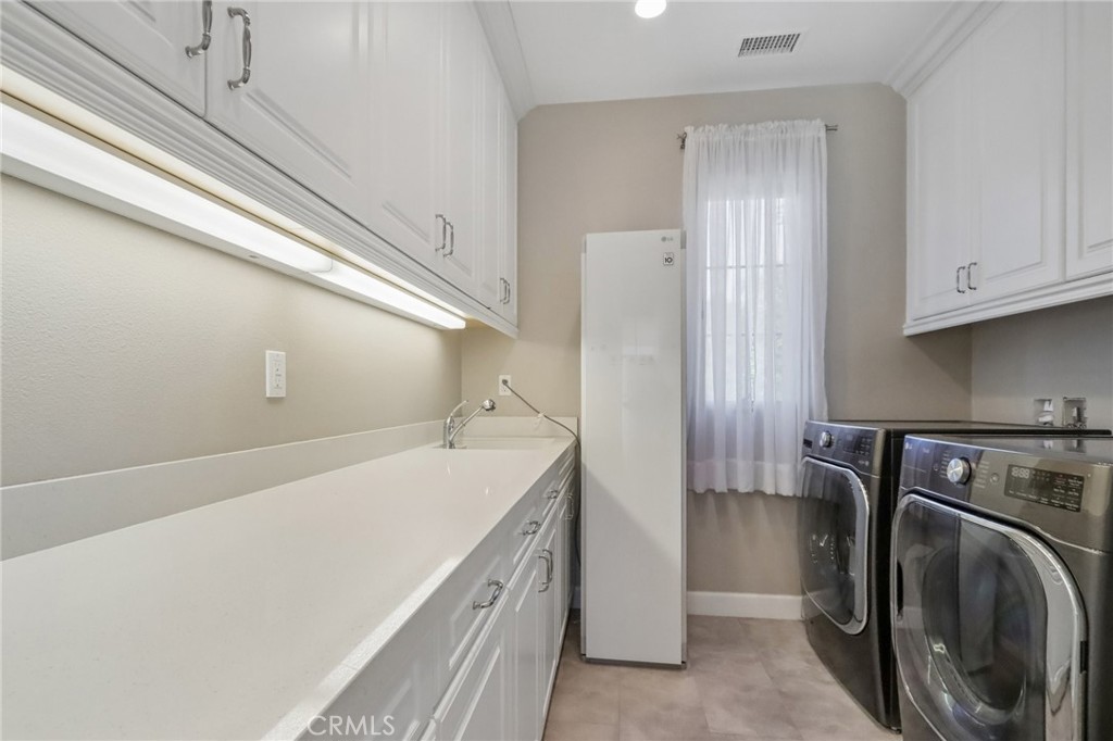 12 Maverick Property Photo 37