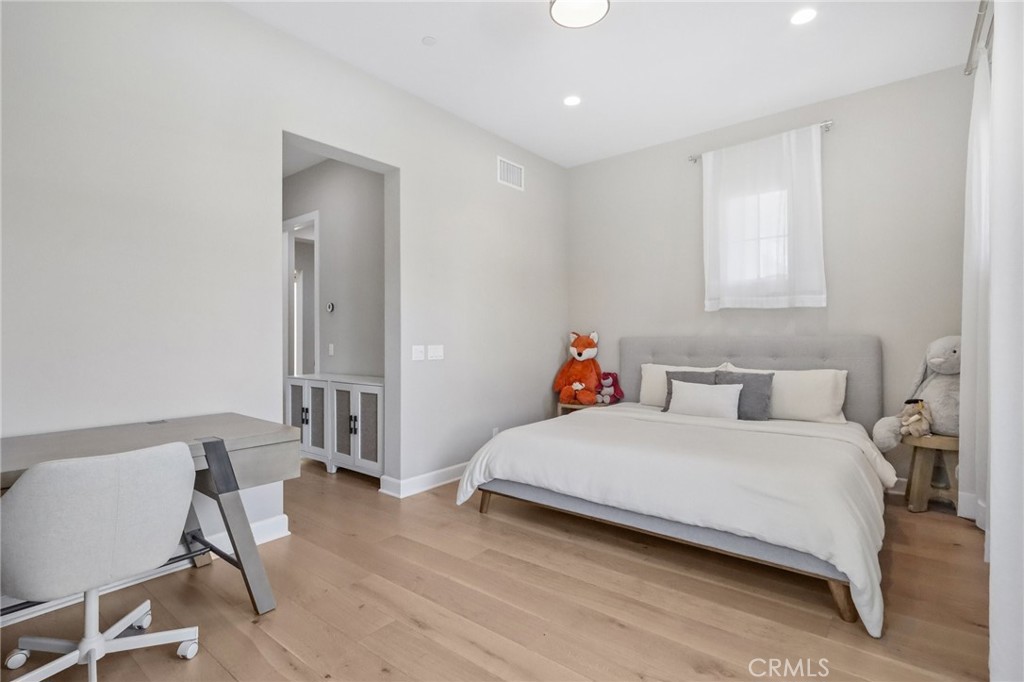 12 Maverick Property Photo 40