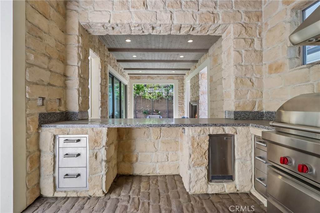 12 Maverick Property Photo 45