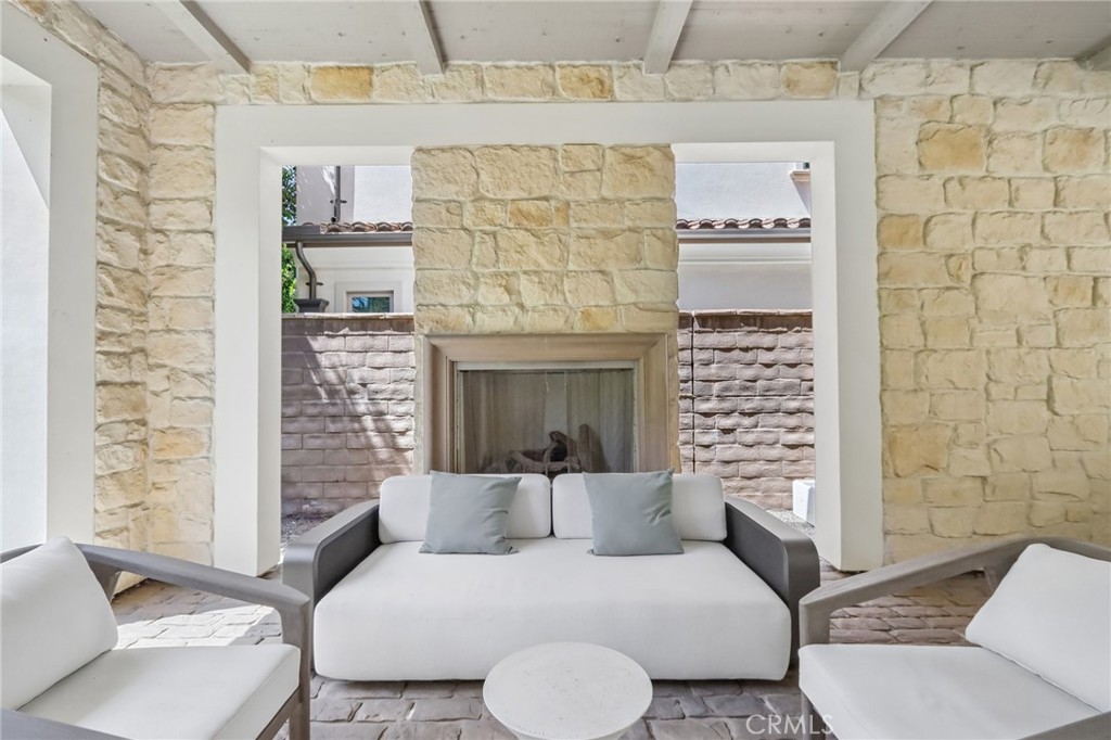 12 Maverick Property Photo 50