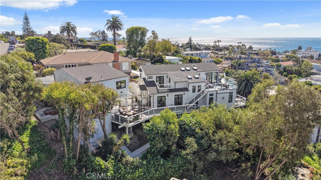 405 Blumont Street Property Photo 1
