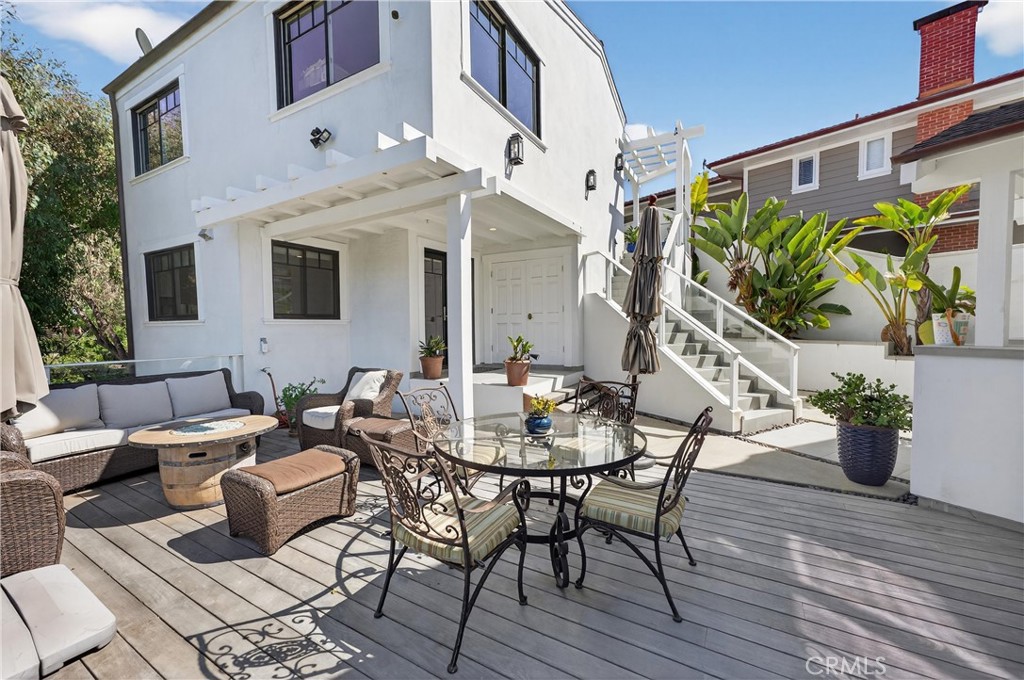405 Blumont Street Property Photo 6