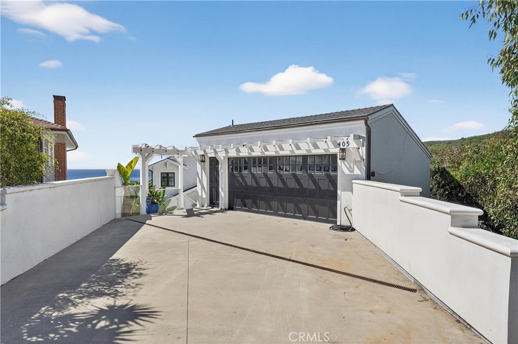 405 Blumont Street Property Photo 40