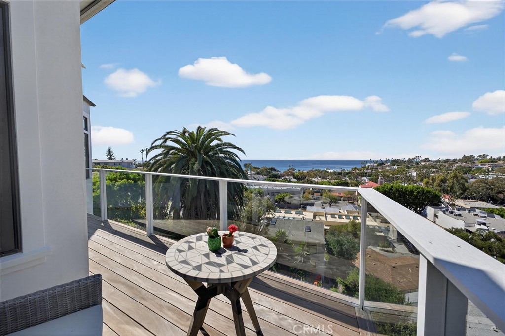 405 Blumont Street Property Photo 44