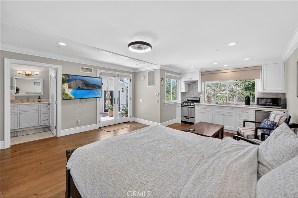 405 Blumont Street Property Photo 60