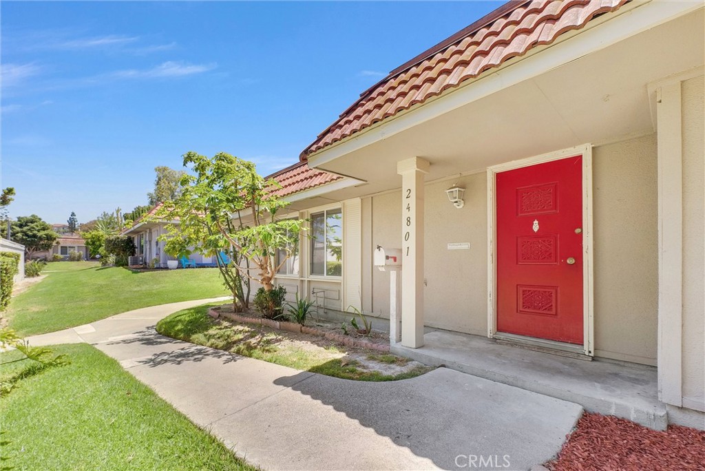 24801 Via San Marco Property Photo 2