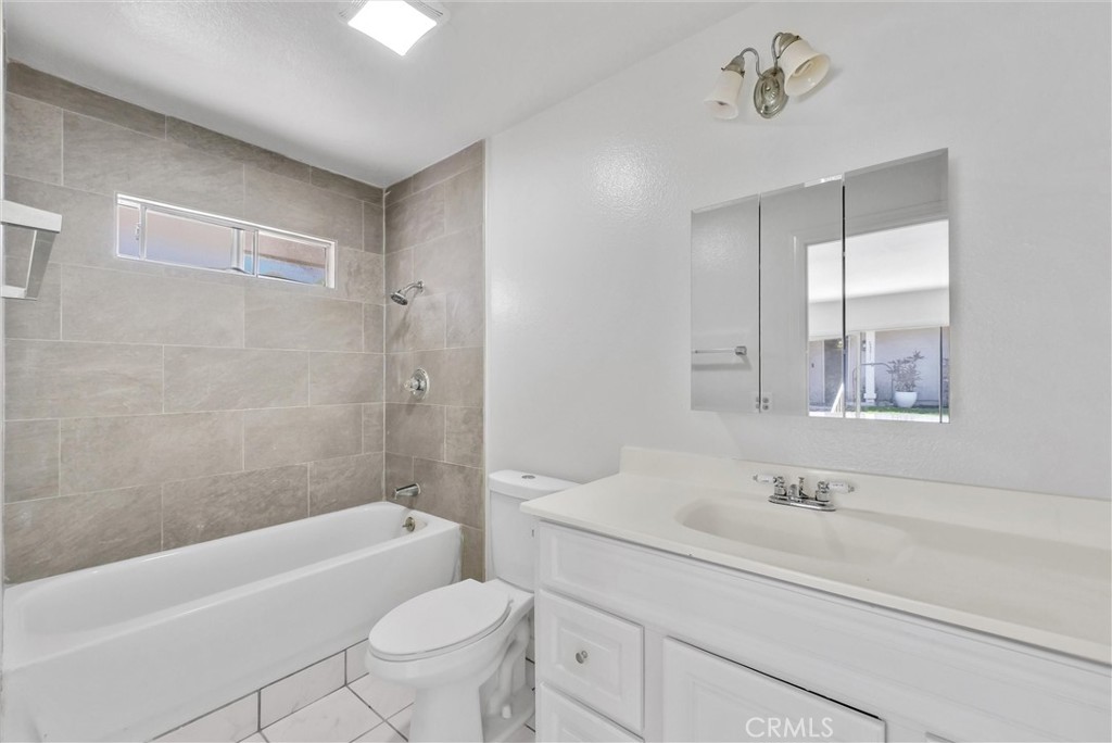 24801 Via San Marco Property Photo 17