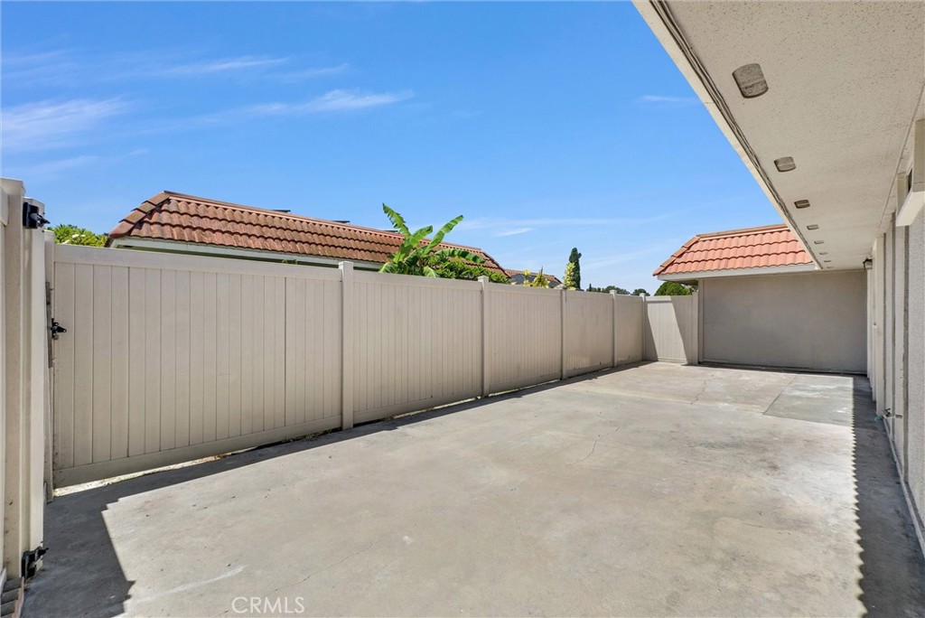 24801 Via San Marco Property Photo 23
