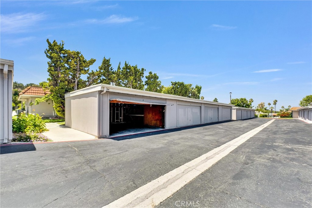 24801 Via San Marco Property Photo 27