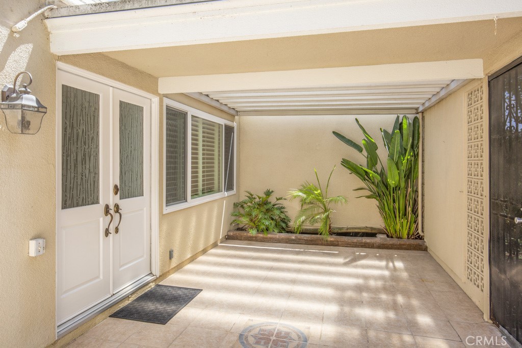 313 Avenida Castilla B Property Photo 2