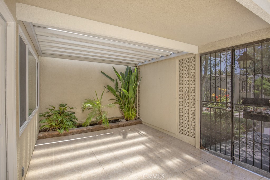 313 Avenida Castilla B Property Photo 3