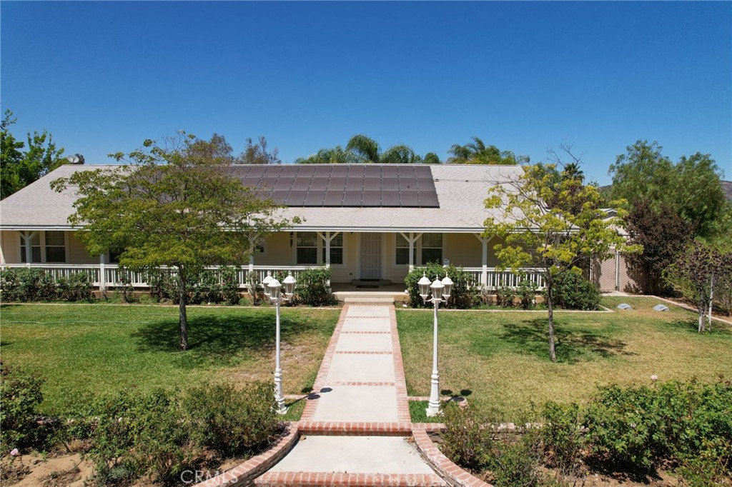 21360 Como Property Photo 5