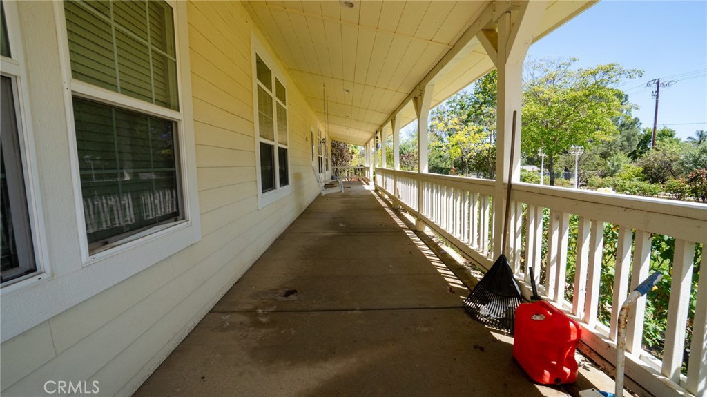 21360 Como Property Photo 9