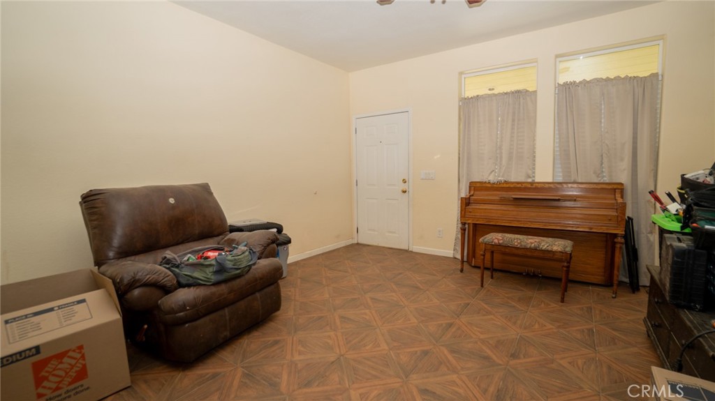 21360 Como Property Photo 13