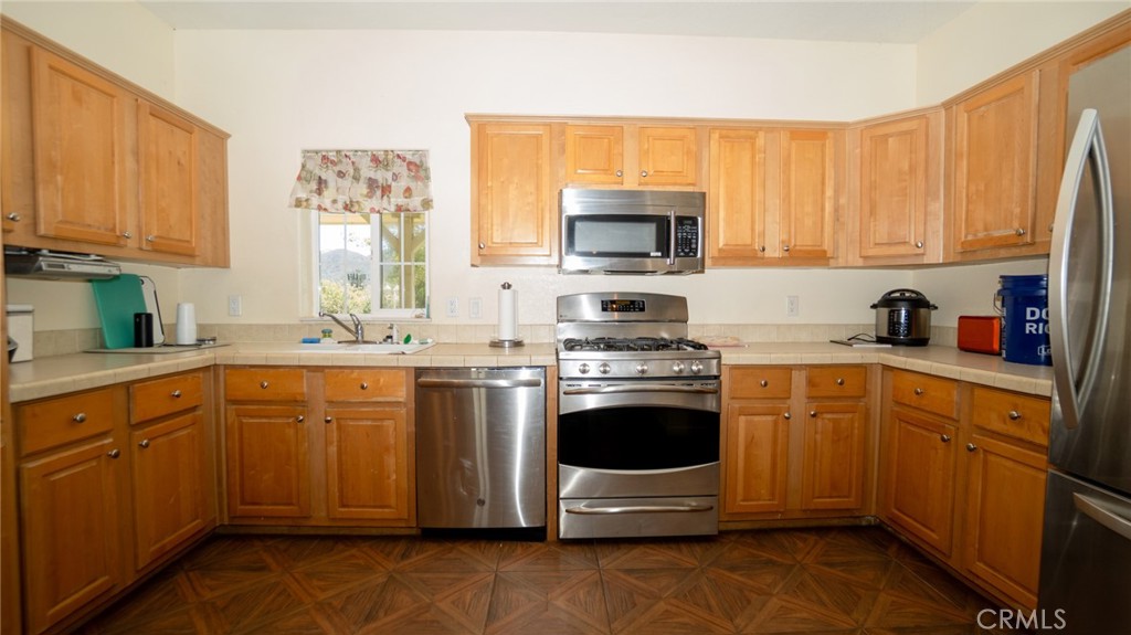 21360 Como Property Photo 17