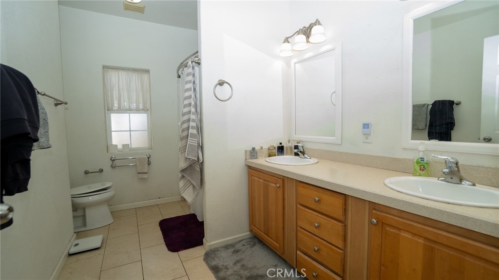 21360 Como Property Photo 21