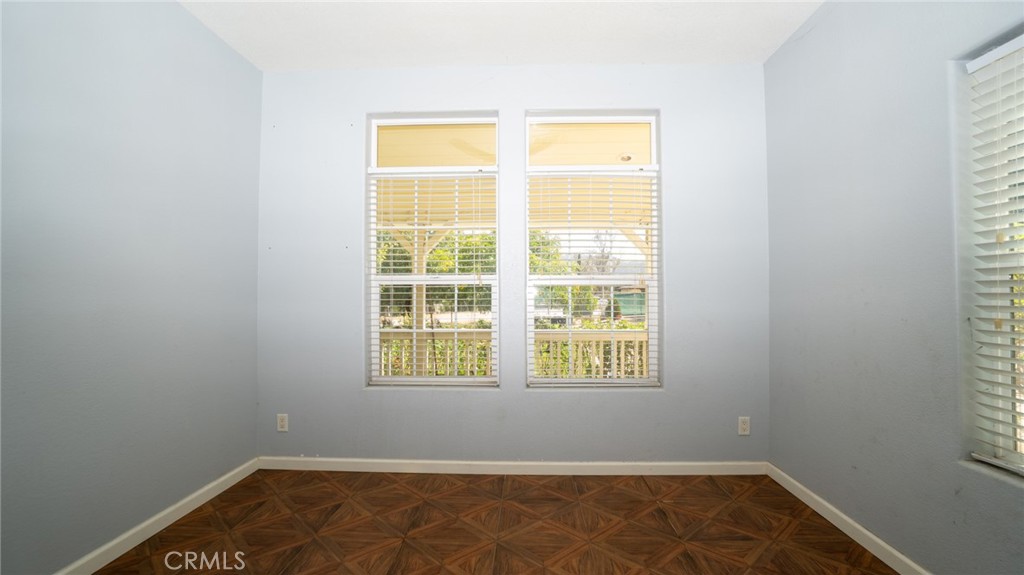 21360 Como Property Photo 25