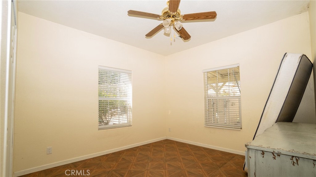 21360 Como Property Photo 27